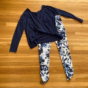 *SOLD* Fabletics reversible top, stirrup leggings
